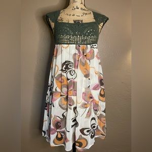 Boho Sugarlips crochet floral print dress Sz Sm PTP 15.5 light airy open dress
